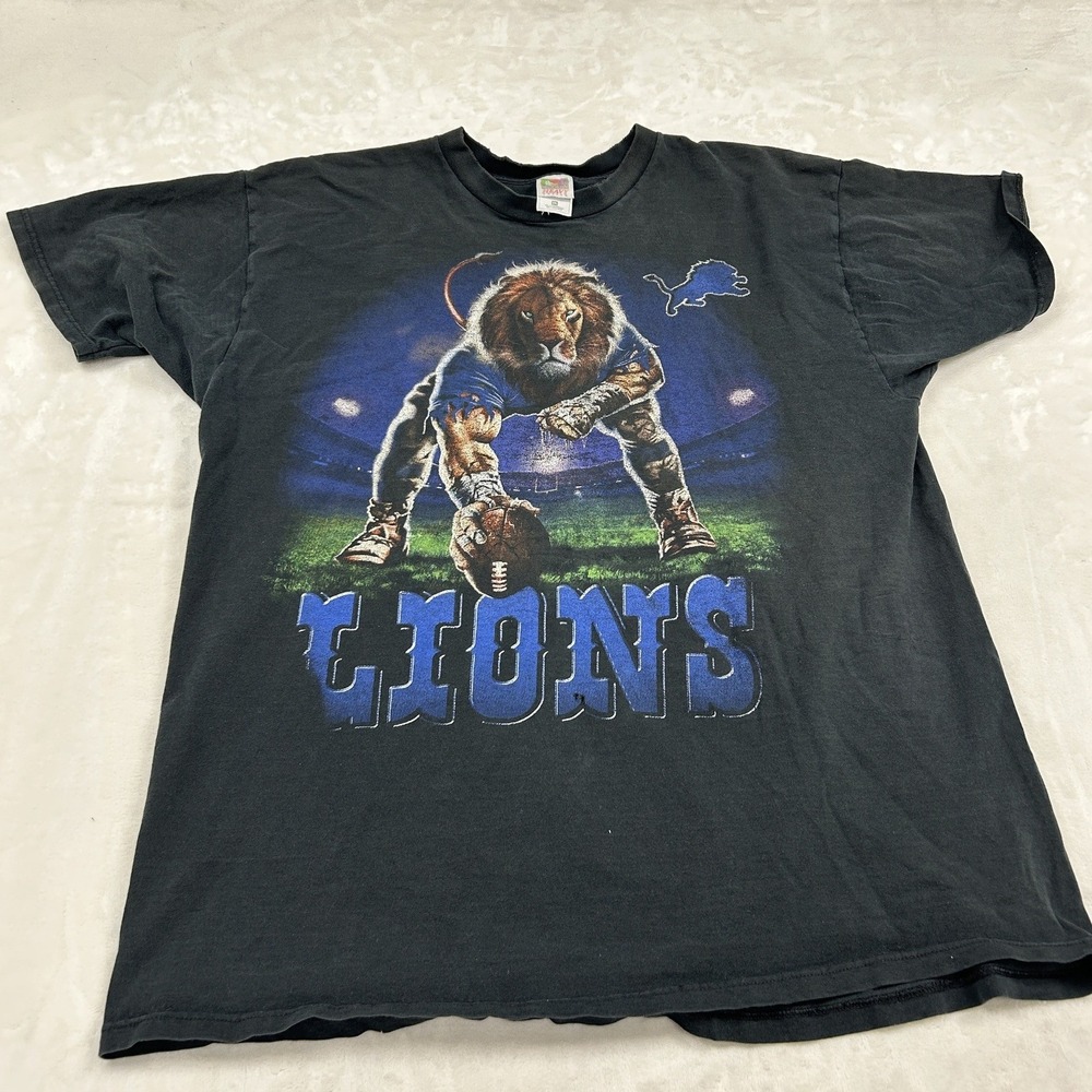 Fruit of the Loom T-Shirt Mens XXL Black Detroit Lions Graphic Distressed Tee